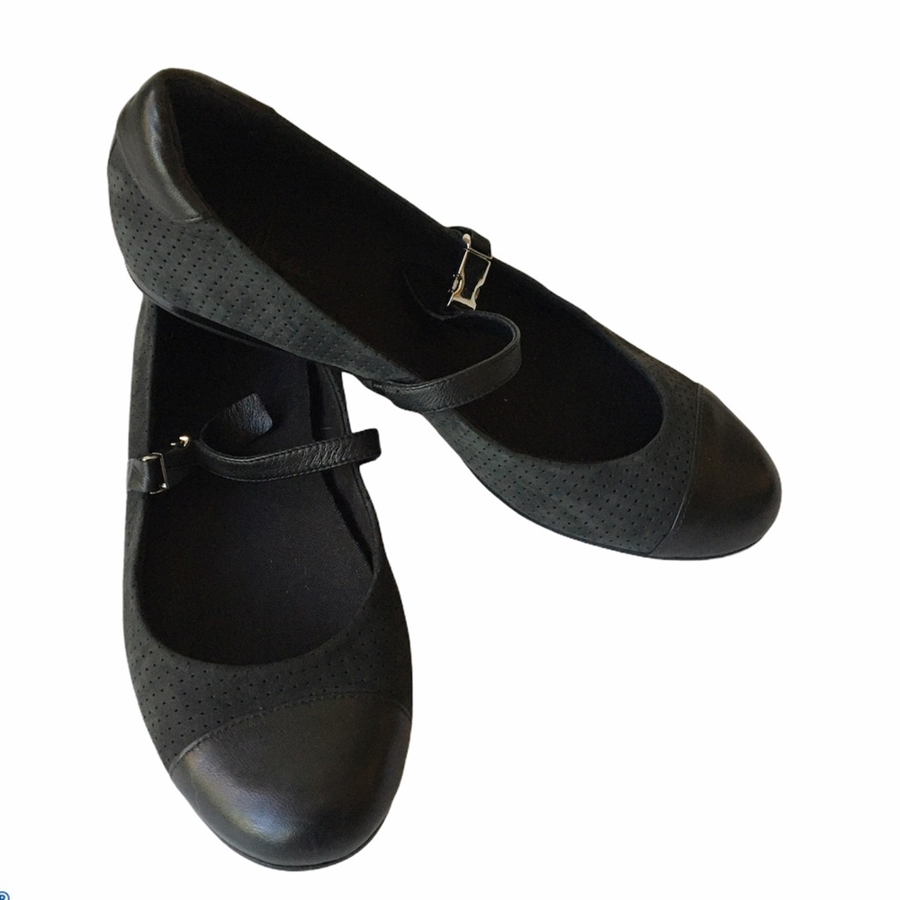 Cole Han x Nike Air Leather Mary Jane Black Flats